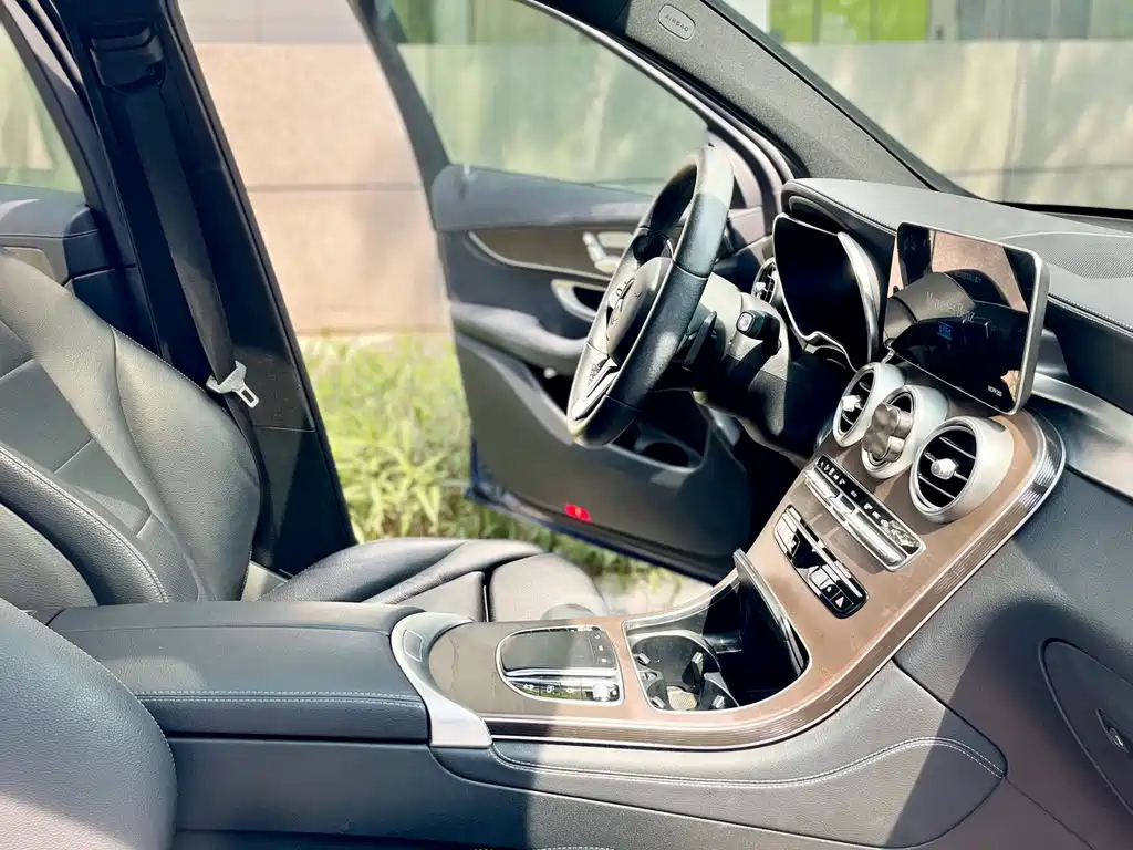 Mercedes-Benz GLC — миниатюра 24