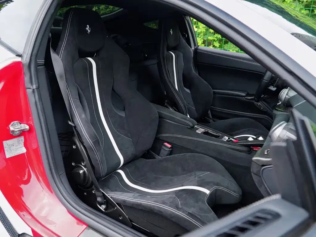 Ferrari F12berlinetta — миниатюра 9