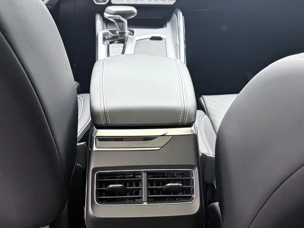 Geely Xingrui — миниатюра 10