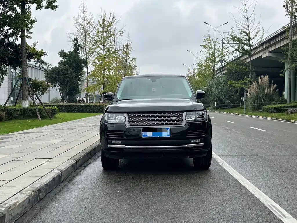 Land Rover Range Rover — миниатюра 2