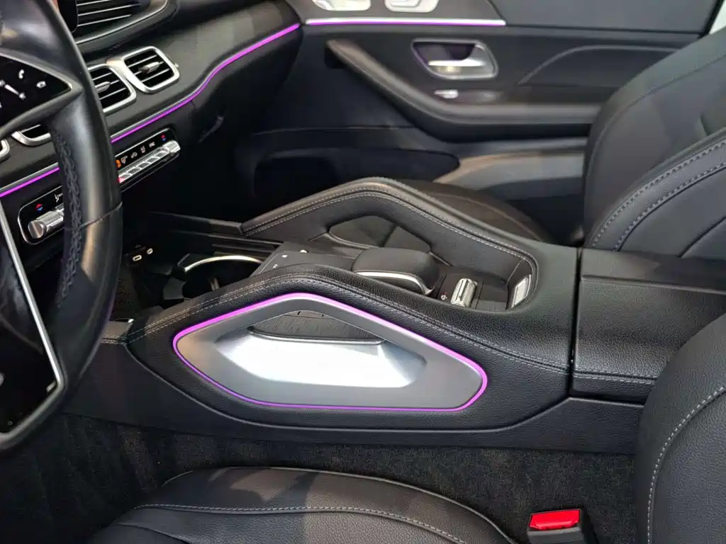 Mercedes-Benz GLE (Import) — миниатюра 12