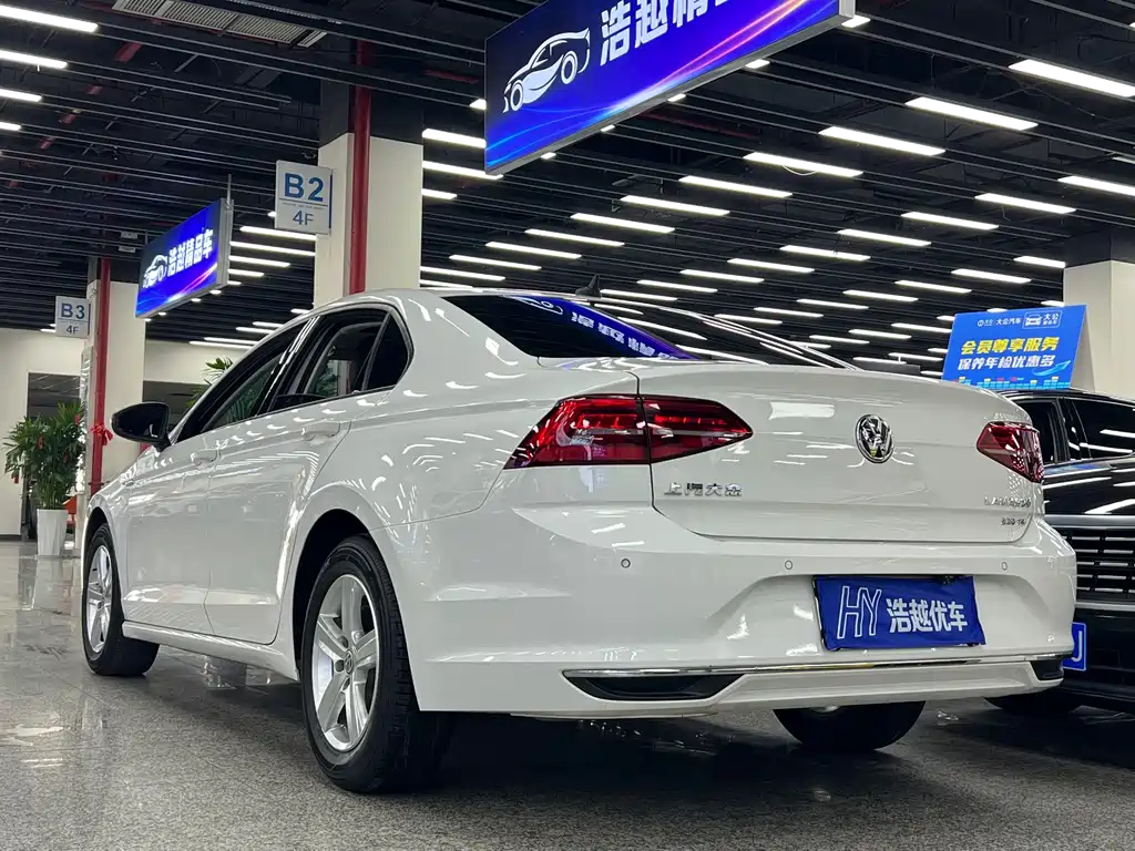 Volkswagen Lamando — миниатюра 23
