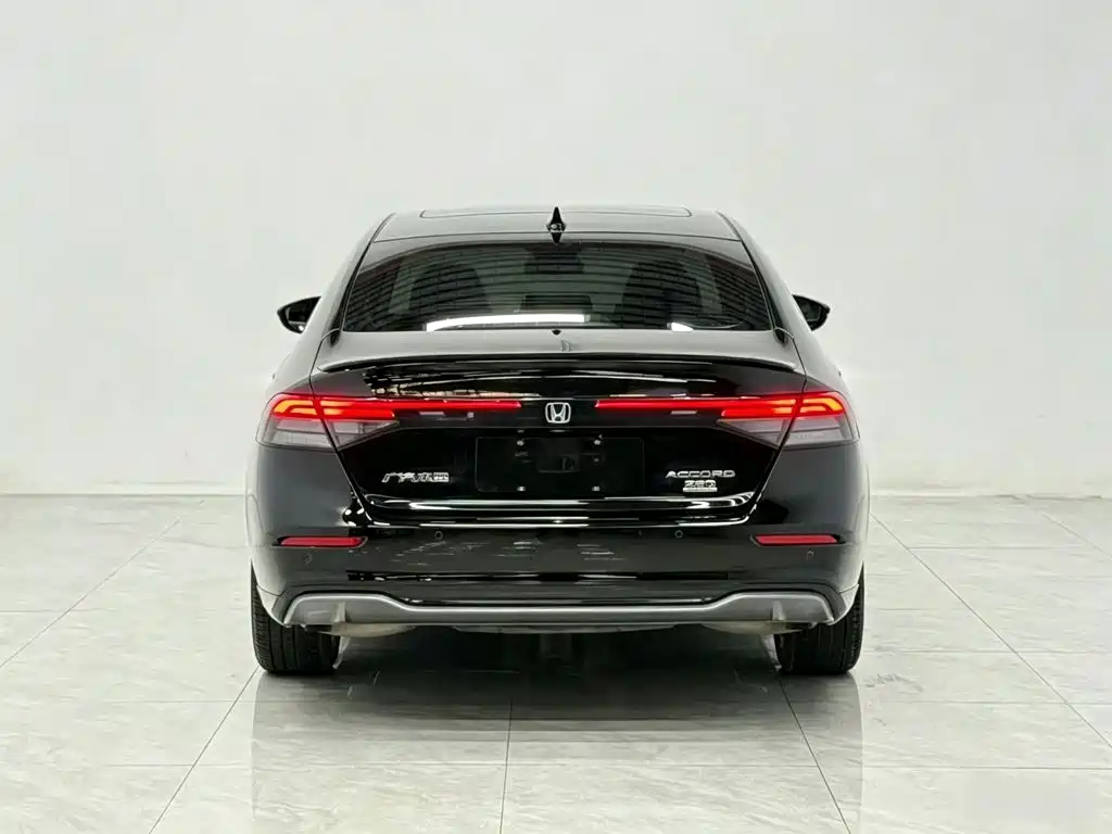 Honda Accord — миниатюра 6