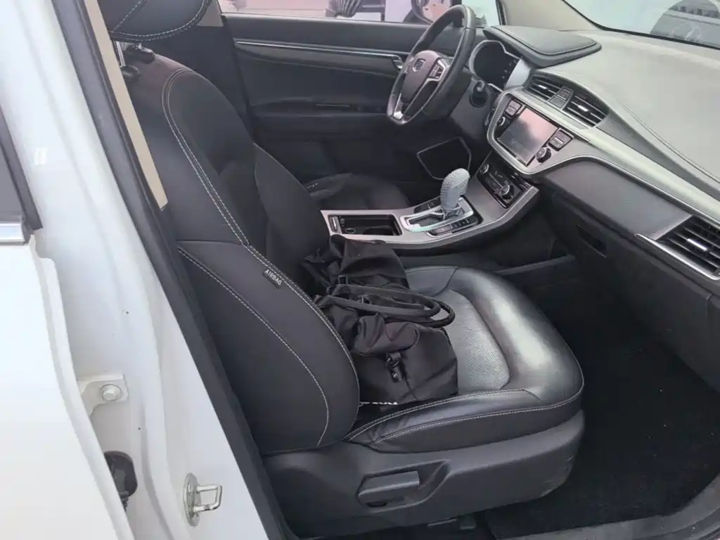 Geely Emgrand GS — миниатюра 25