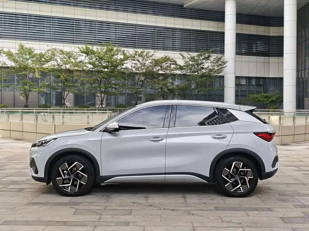BYD Yuan Plus — миниатюра 2