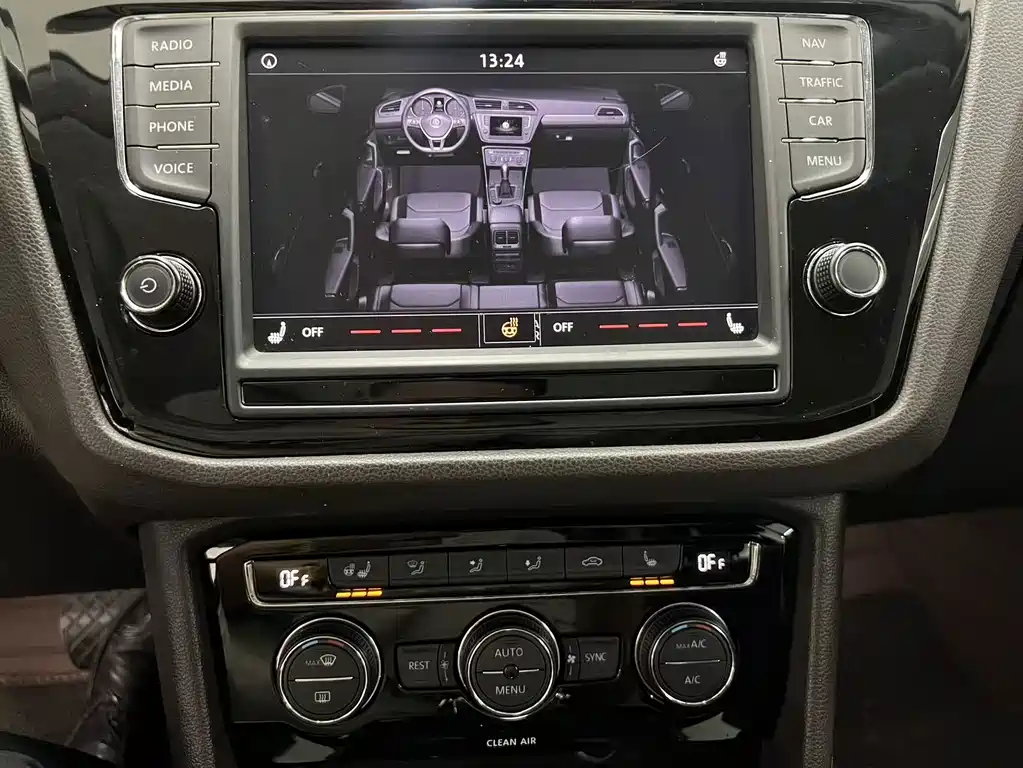 Volkswagen Tiguan L — миниатюра 14