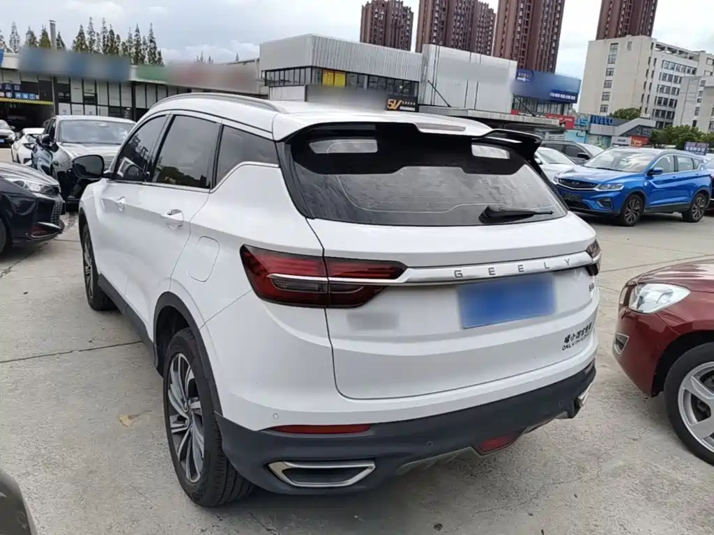 Geely Binyue — миниатюра 5