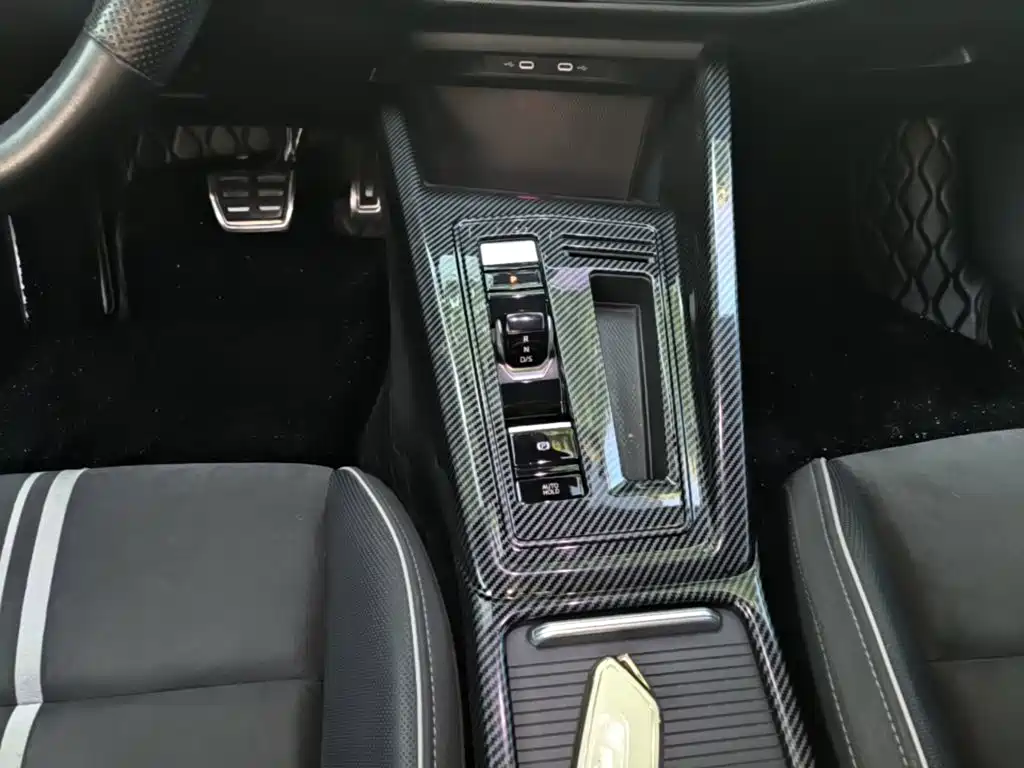 Volkswagen Golf — миниатюра 14