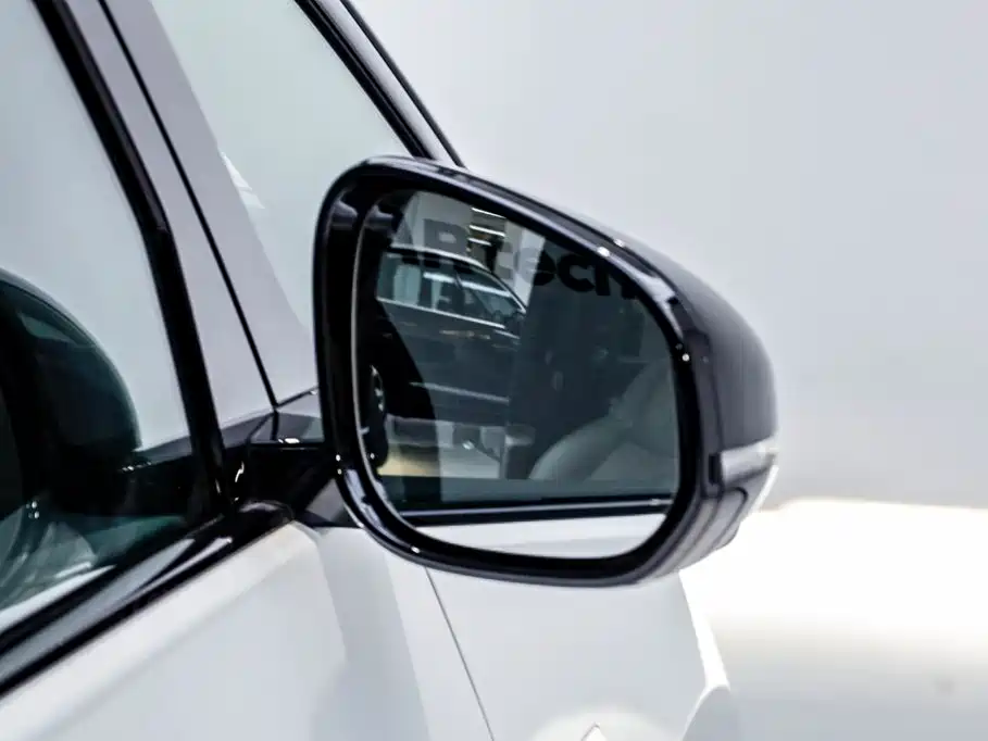 Li Auto Li MEGA — миниатюра 29