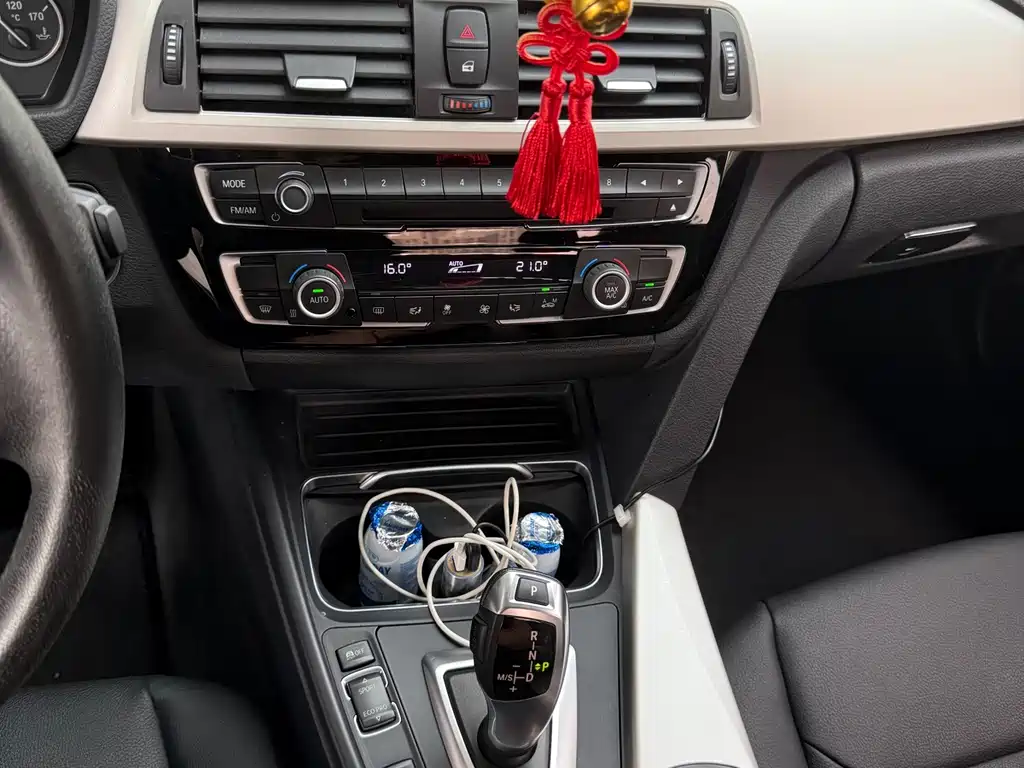 BMW 3 Series — миниатюра 13
