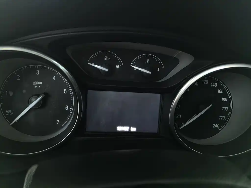 Buick Envision Plus — миниатюра 11