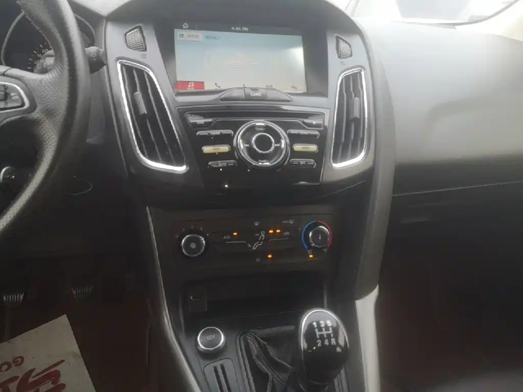 Ford Focus — миниатюра 13