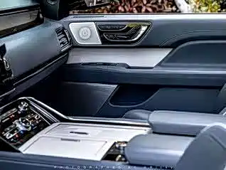 Lincoln Navigator — миниатюра 11
