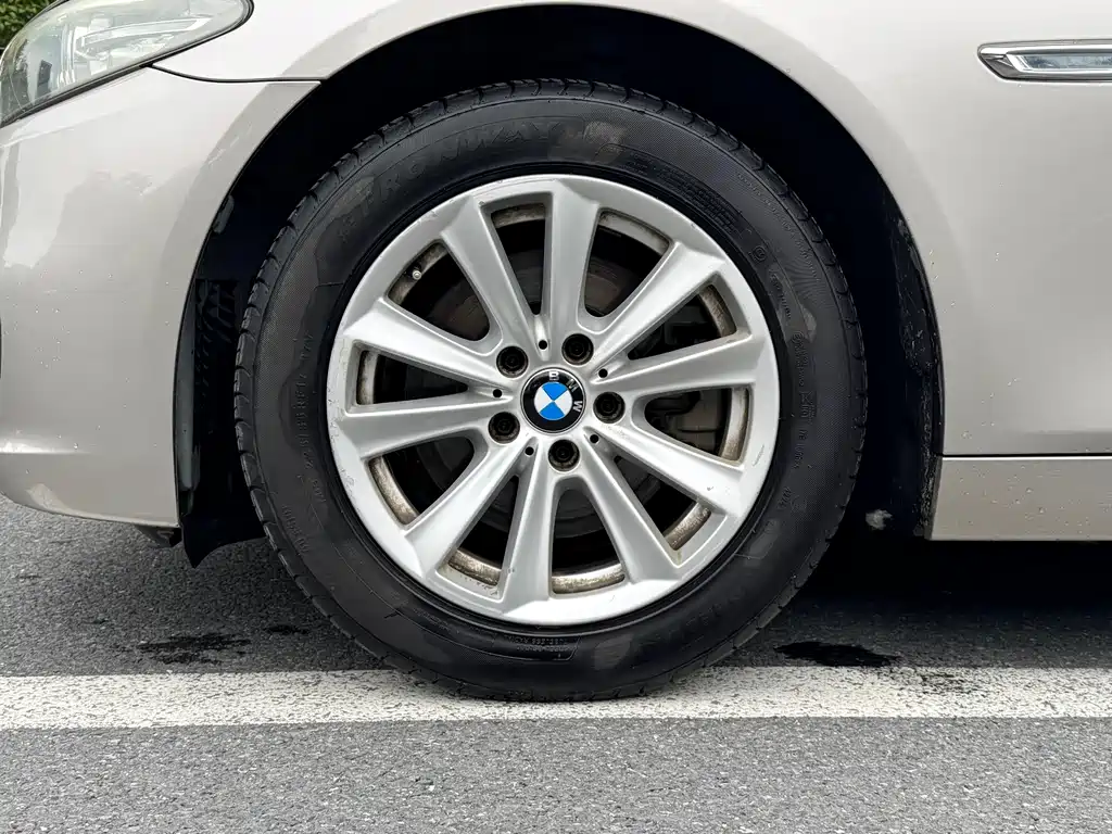 BMW 5 Series 5 2014 520Li Elegant