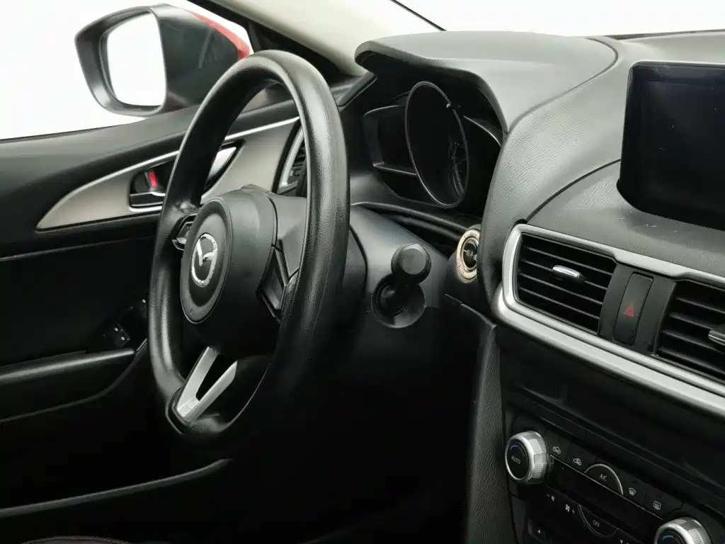 Mazda 3 Axela — миниатюра 22
