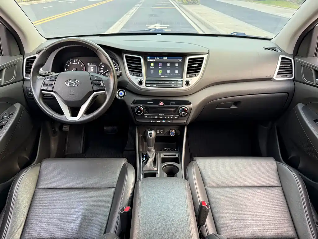 Hyundai Tucson — миниатюра 16