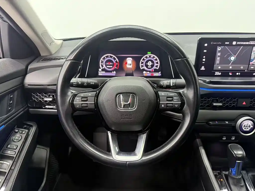 Honda Accord — миниатюра 11