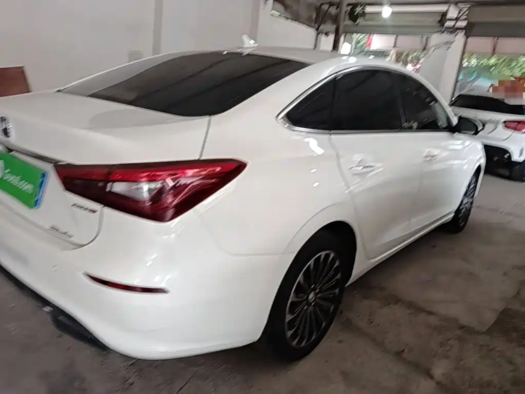 Changan Eado — миниатюра 7