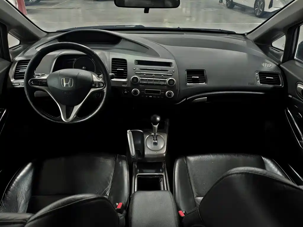 Honda Civic — миниатюра 11