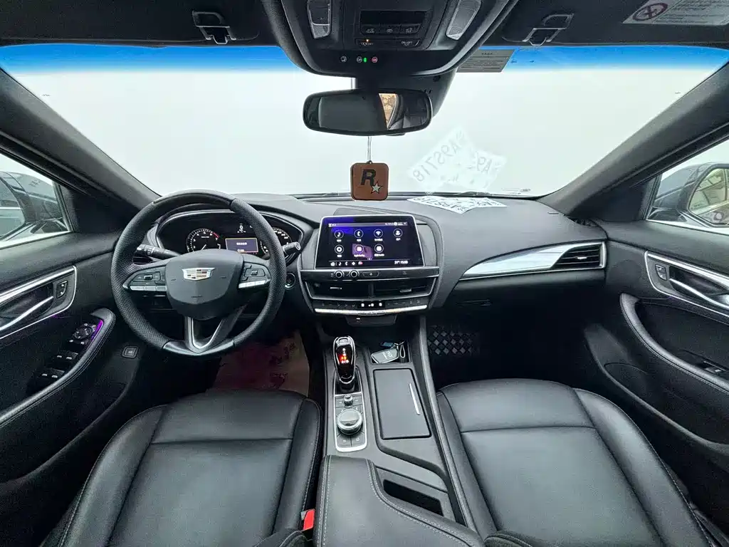 Cadillac CT5 — миниатюра 7