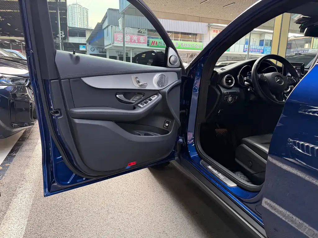 Mercedes-Benz GLC Coupe — миниатюра 11