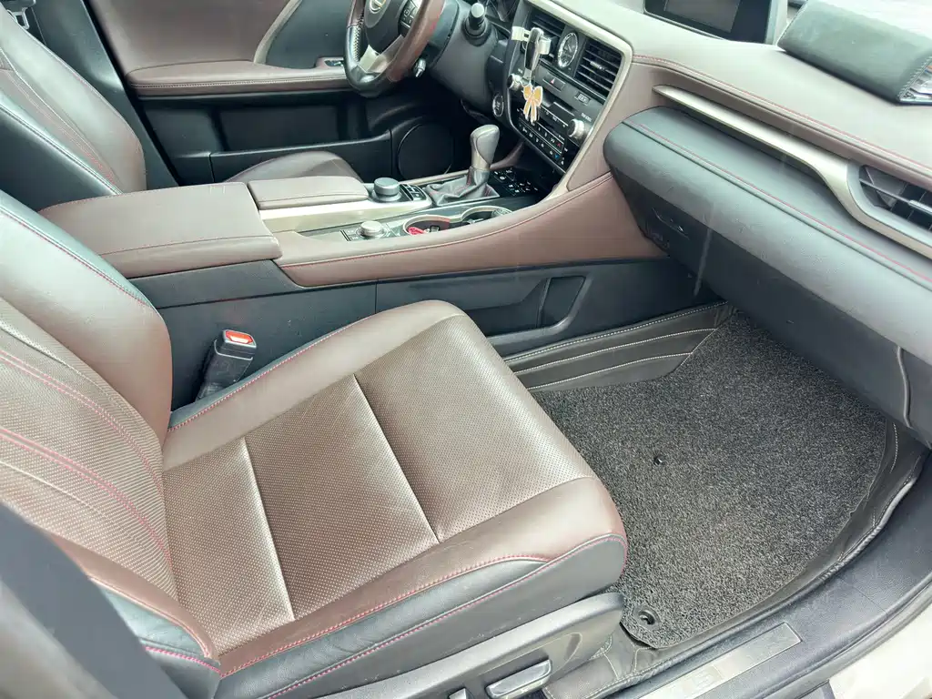 Lexus RX — миниатюра 5