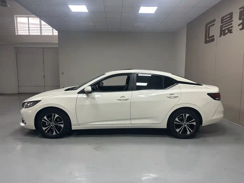 Nissan Sylphy — миниатюра 7