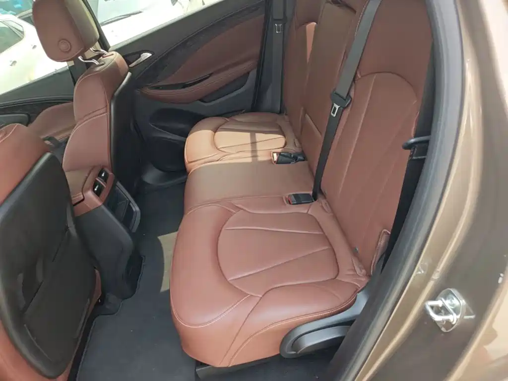 Buick Envision Plus — миниатюра 17