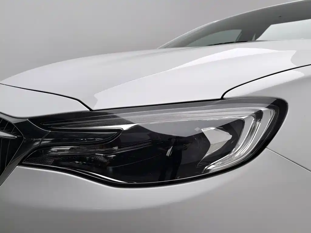 Buick Excelle — миниатюра 7