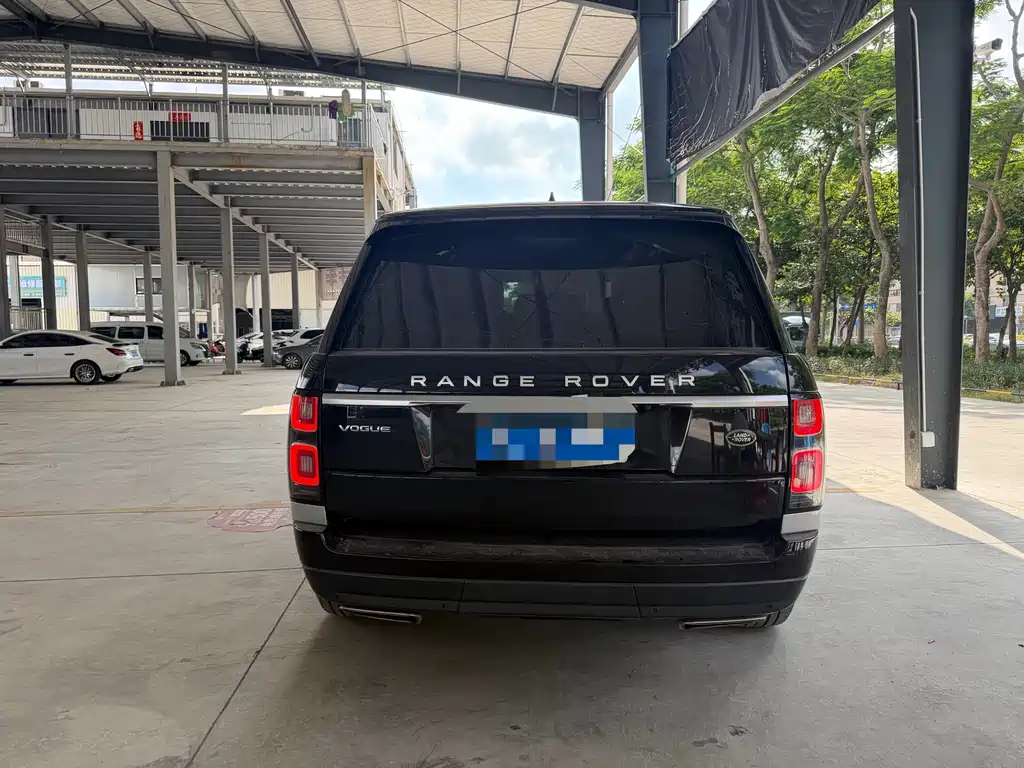 Land Rover Range Rover — миниатюра 5