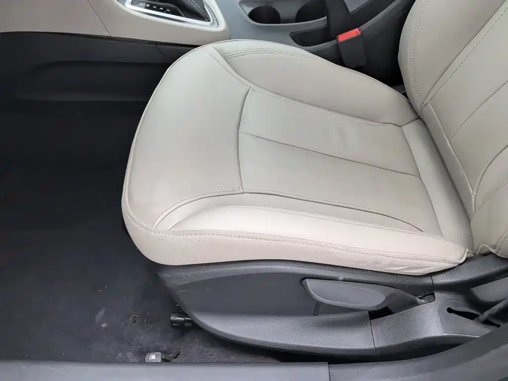 Buick Excelle — миниатюра 20