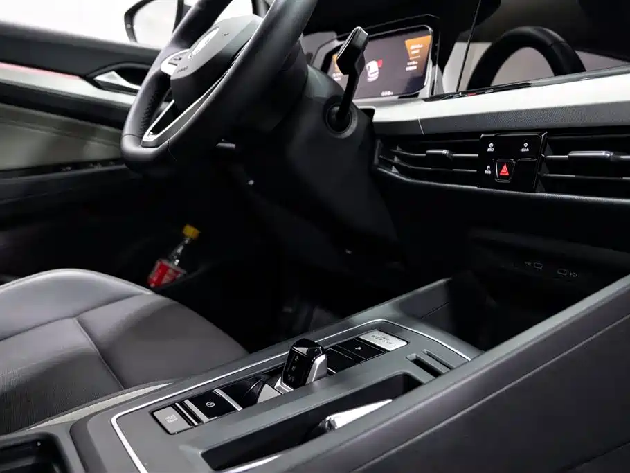 Volkswagen Golf — миниатюра 11