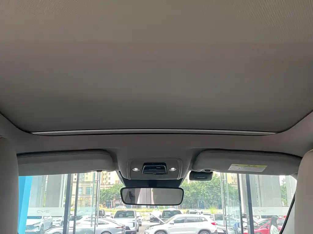 BYD Yuan Pro — миниатюра 11
