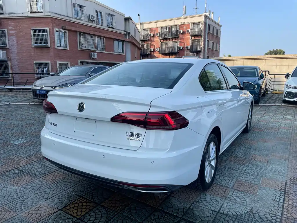Volkswagen Bora — миниатюра 13