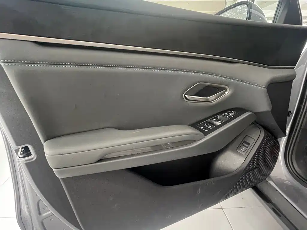 BYD Qin L — миниатюра 5