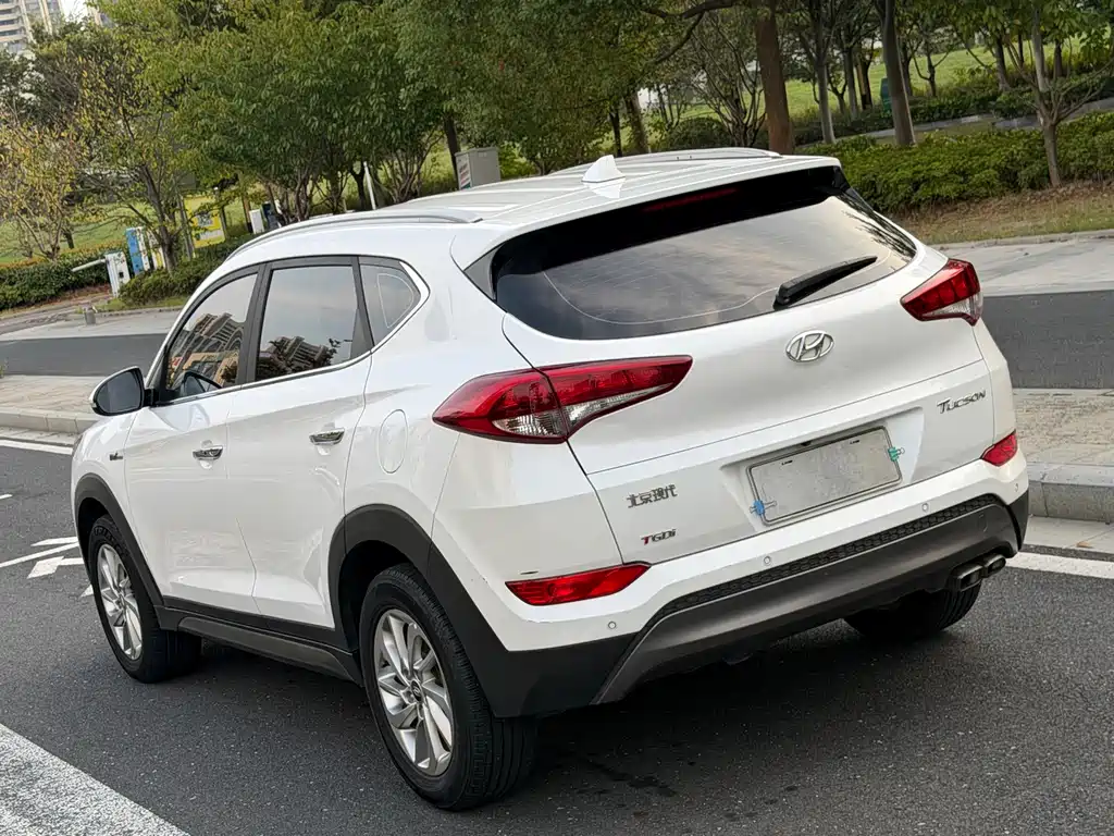 Hyundai Tucson — миниатюра 4