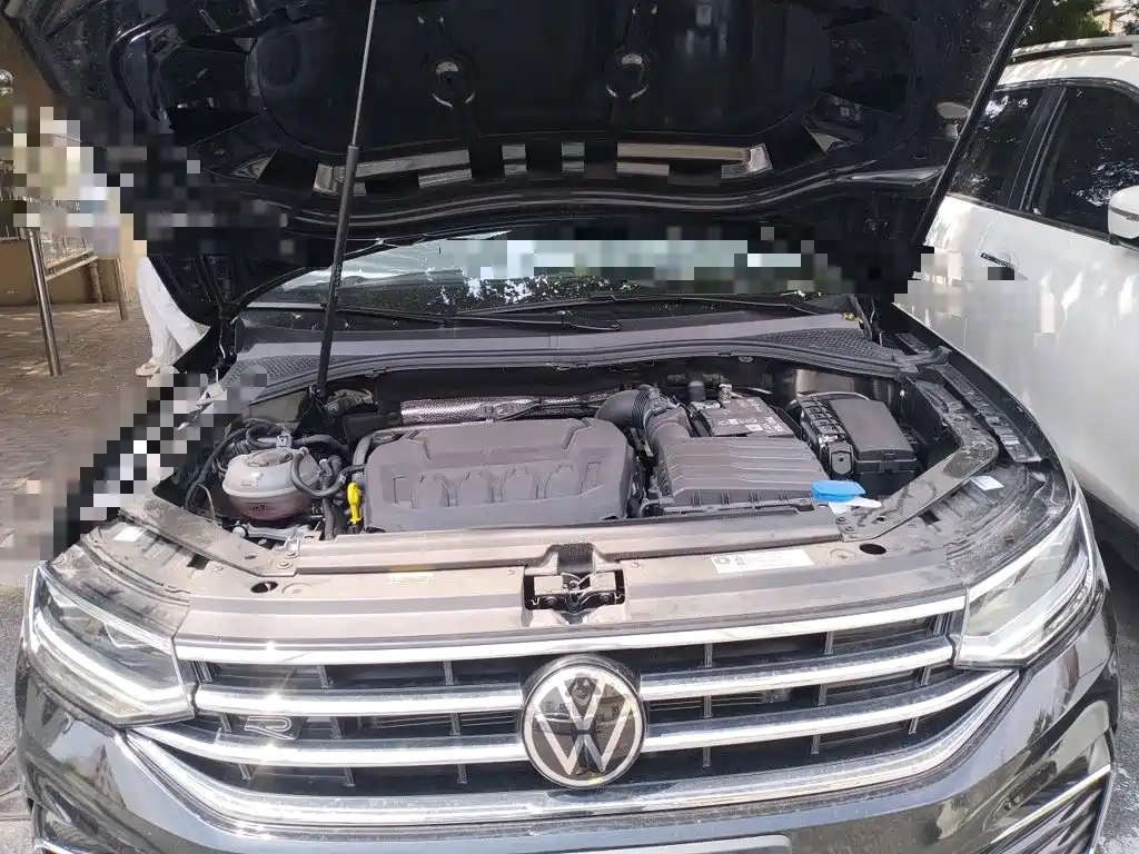 Volkswagen Tiguan L — миниатюра 21