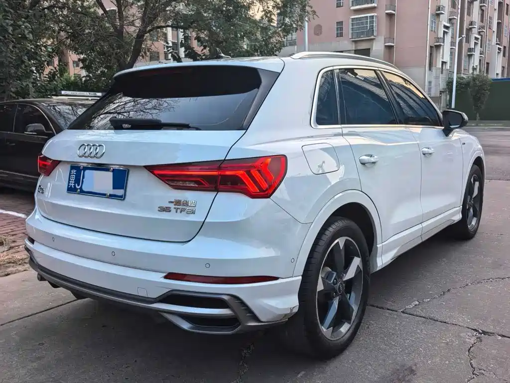 Audi Q3 — миниатюра 3