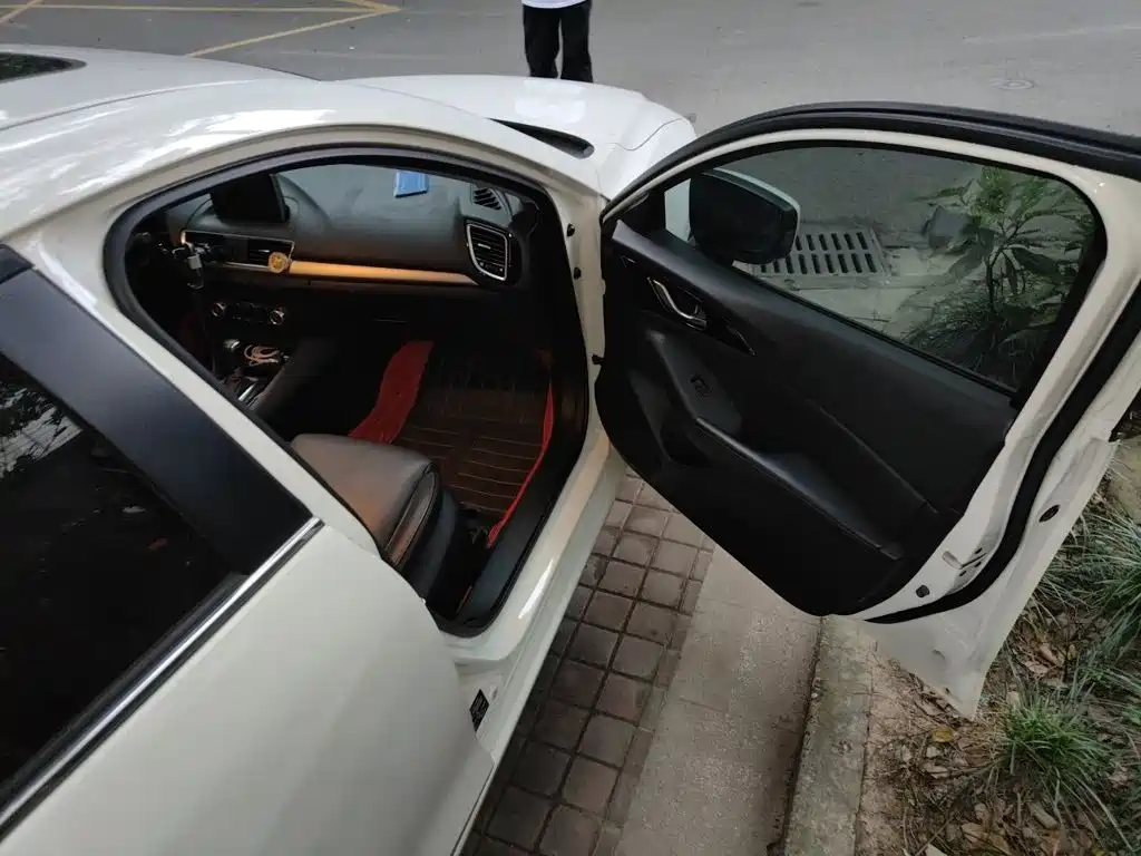 Mazda 3 Axela — миниатюра 20