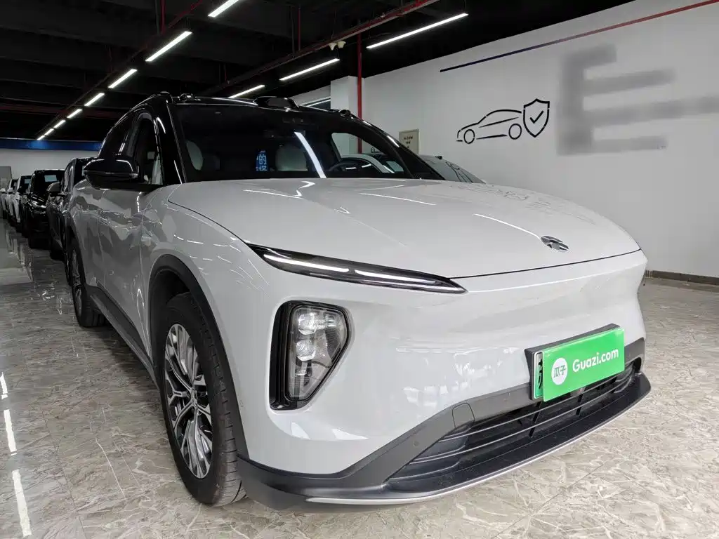 NIO ES6 — миниатюра 4