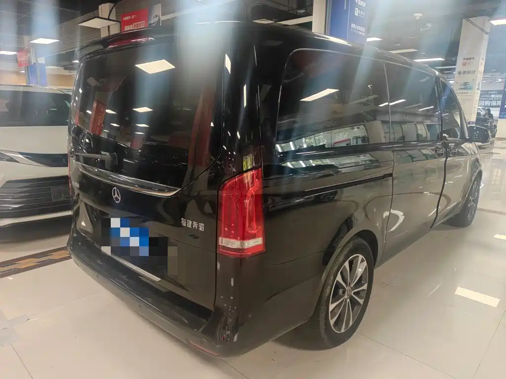 Mercedes-Benz V-Class — миниатюра 4
