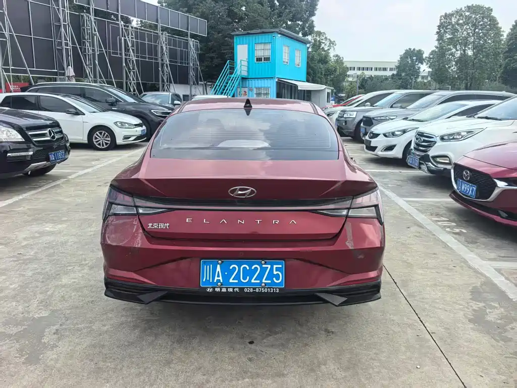 Hyundai Elantra — миниатюра 4
