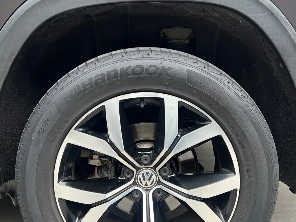 Volkswagen Teramont — миниатюра 6