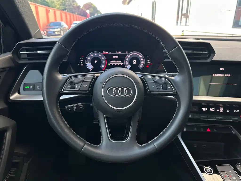 Audi A3 2023 Sportback 35 TFSI Fashion Sport
