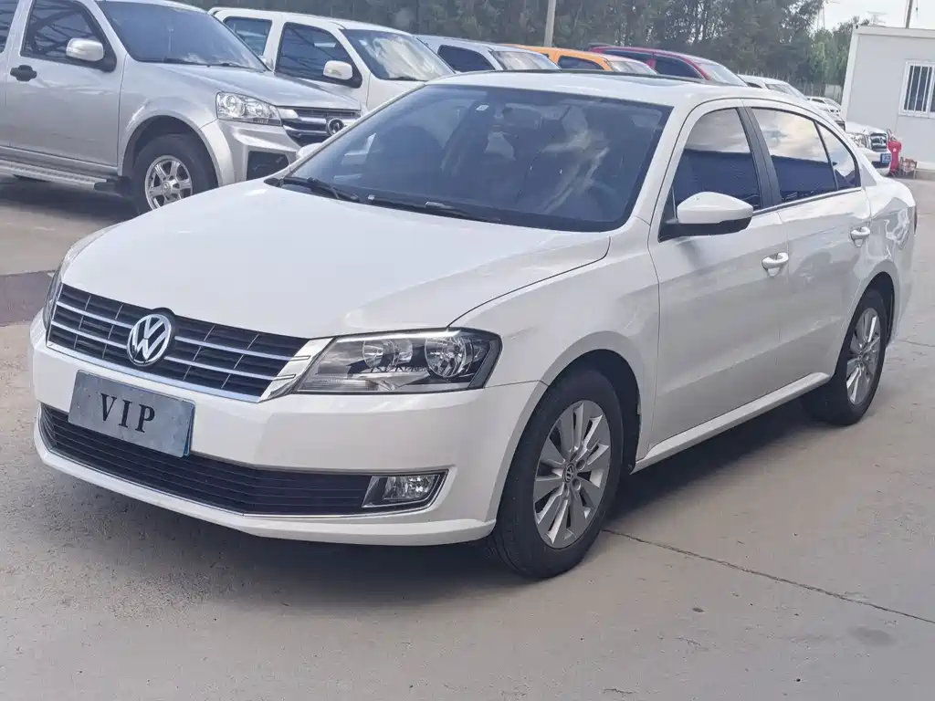 Volkswagen Lavida 2014