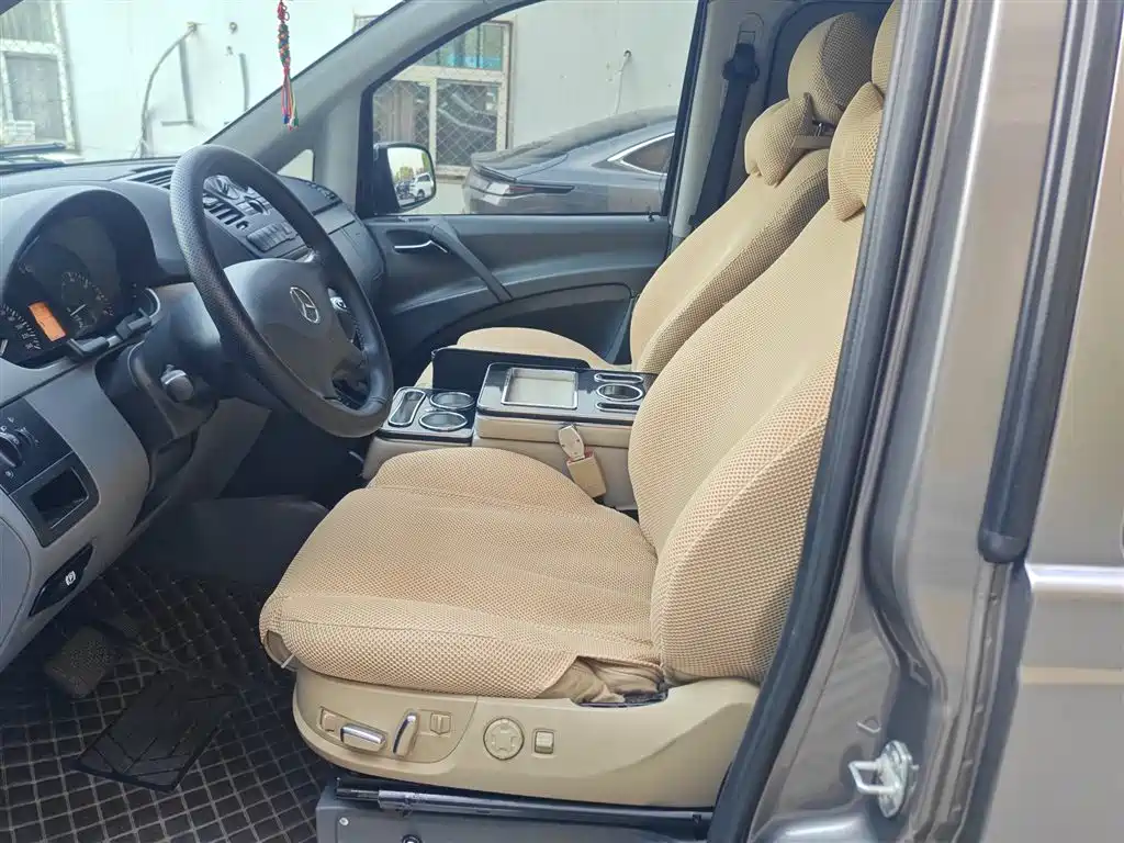 Mercedes-Benz Vito — миниатюра 16