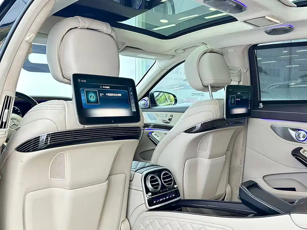 Mercedes-Benz S-Class — миниатюра 24