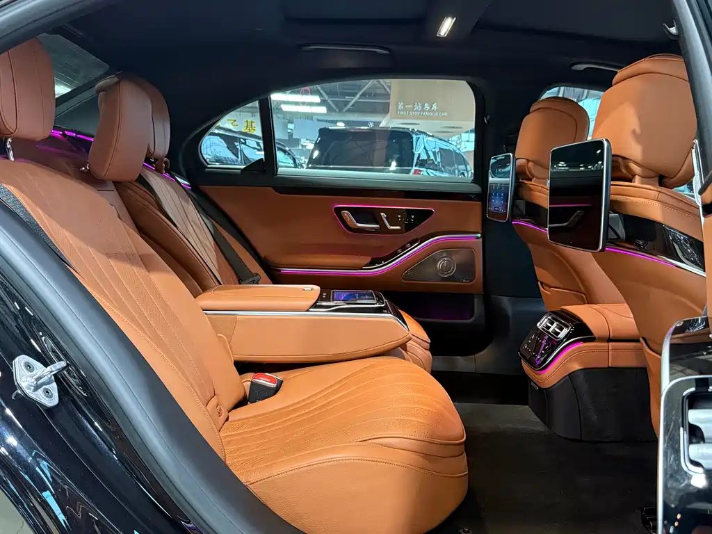Mercedes-Benz S-Class — миниатюра 11