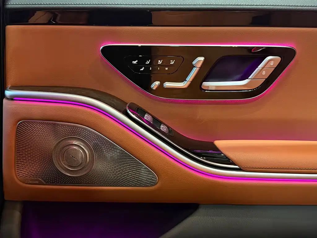 Mercedes-Benz S-Class — миниатюра 19