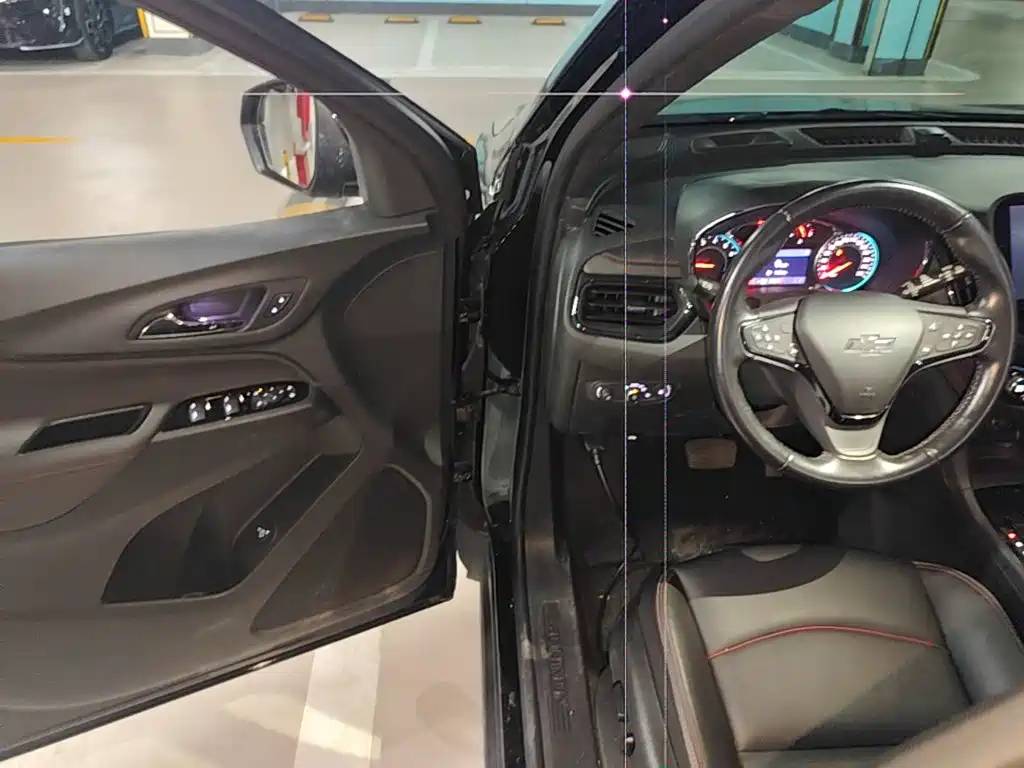 Chevrolet Equinox — миниатюра 21